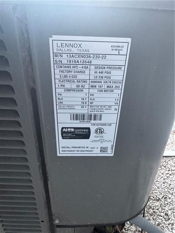 8565 Wycoff Drive, De Soto, KS 66018