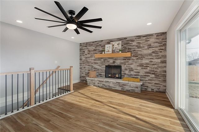 8565 Wycoff Drive, De Soto, KS 66018