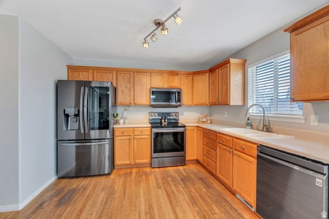 3741 E BLACKHAWK RD, Eagle Mountain, UT 84005