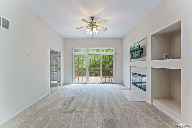 7509 Lake Street, Dexter, MI 48130