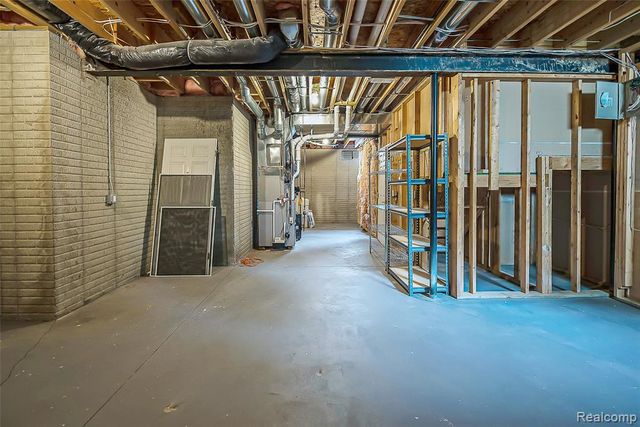 7509 Lake Street, Dexter, MI 48130