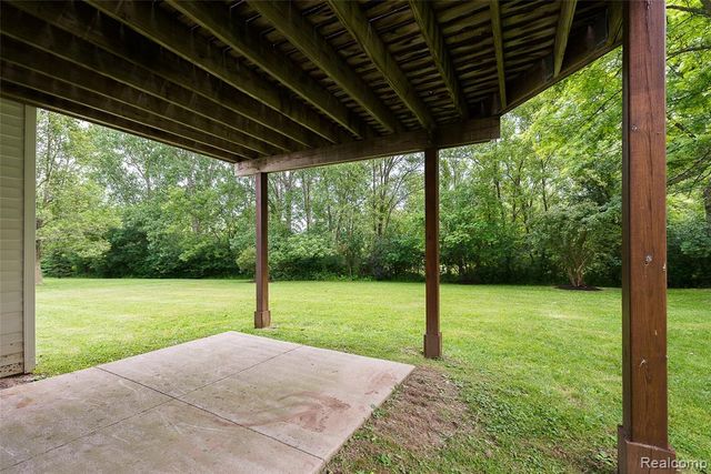 7509 Lake Street, Dexter, MI 48130
