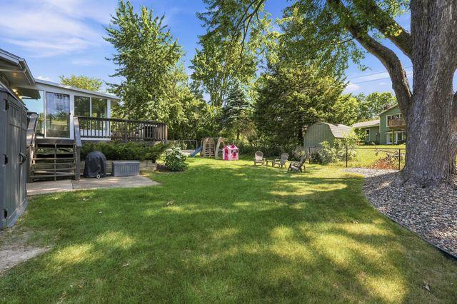 3224 Hillsboro Avenue N, New Hope, MN 55427