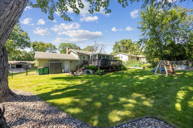 3224 Hillsboro Avenue N, New Hope, MN 55427