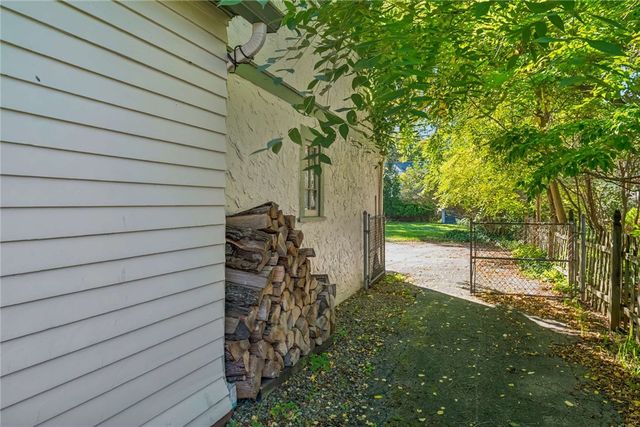 385 Hollywood Avenue, Brighton, NY 14618