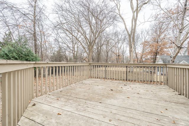 4809 Four Seasons Drive, Eagan, MN 55122