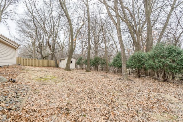 4809 Four Seasons Drive, Eagan, MN 55122