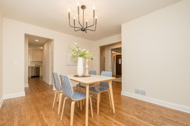 4809 Four Seasons Drive, Eagan, MN 55122