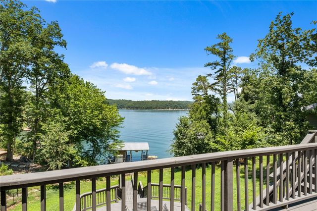 10 Reynolds Road, Rogers, AR 72756