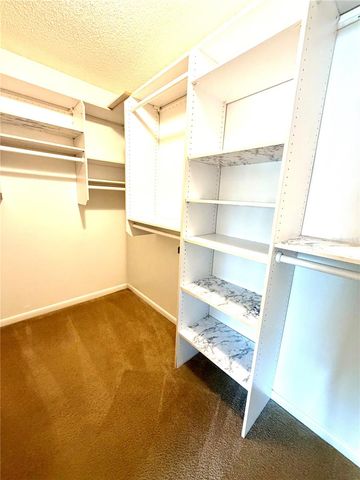 14904 LAKE FOREST DRIVE, Lutz, FL 33559