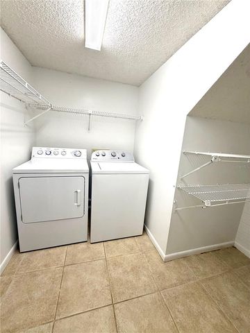 14904 LAKE FOREST DRIVE, Lutz, FL 33559