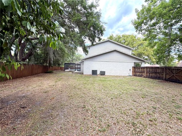 14904 LAKE FOREST DRIVE, Lutz, FL 33559