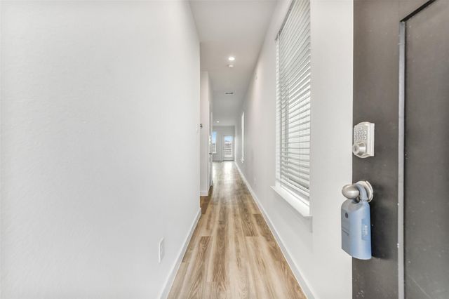 3028 Crown Gate Drive, Houston, TX 77047