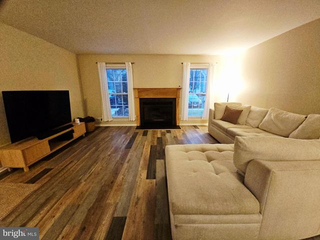 169 CROWN PRINCE DR, Marlton, NJ 08053