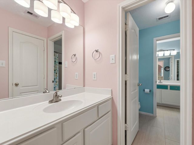 502 Airybrook Lane, Houston, TX 77094