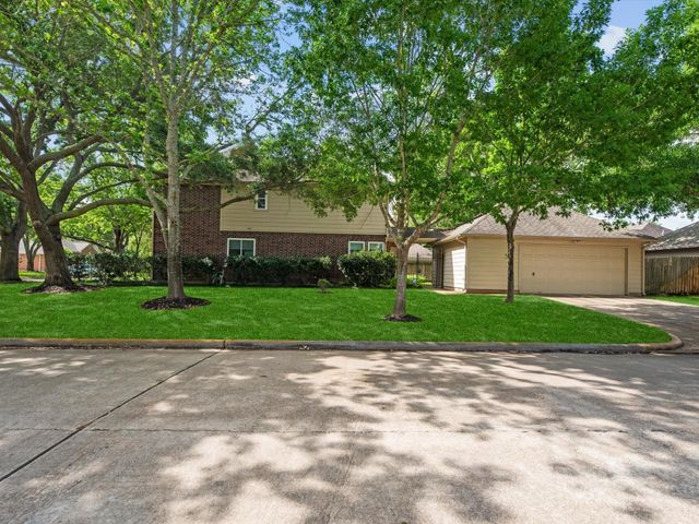 502 Airybrook Lane, Houston, TX 77094