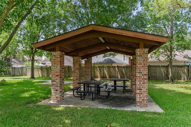 502 Airybrook Lane, Houston, TX 77094
