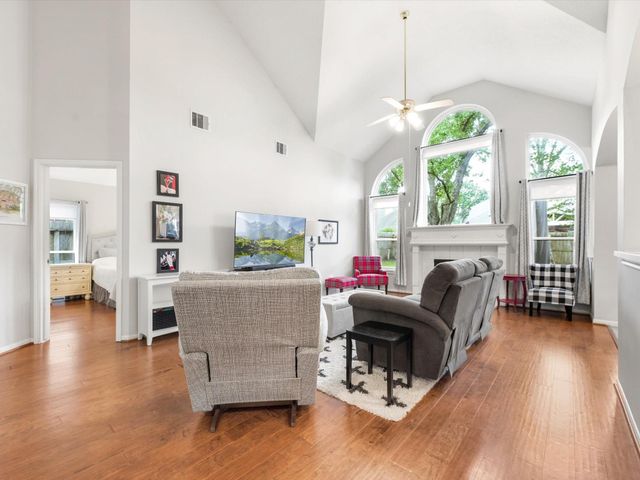 502 Airybrook Lane, Houston, TX 77094