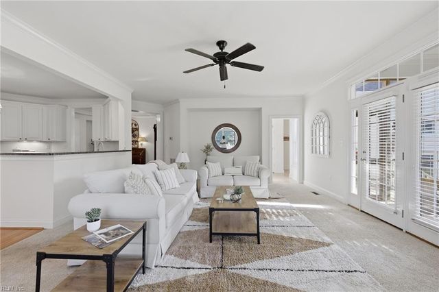 2101 Governors Pointe DR, Suffolk, VA 23436