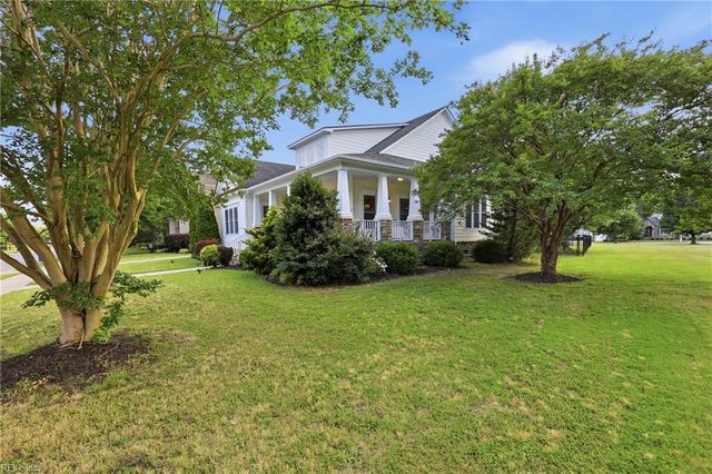 2101 Governors Pointe DR, Suffolk, VA 23436
