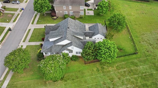 2101 Governors Pointe DR, Suffolk, VA 23436