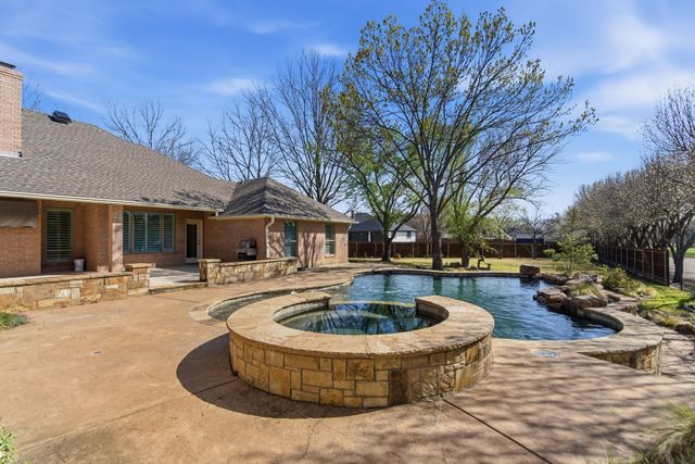 1622 Tamarron Court, Keller, TX 76248