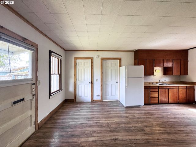 310 E 31ST Ave, Eugene, OR 97405