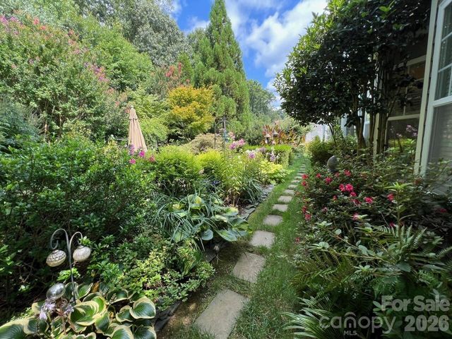 1104 Aringill Lane, Matthews, NC 28104