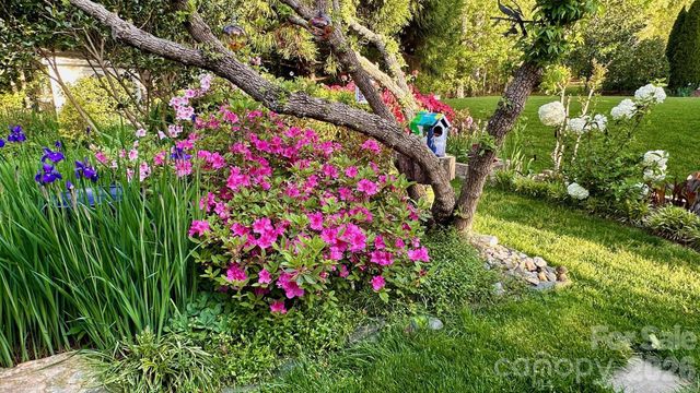 1104 Aringill Lane, Matthews, NC 28104