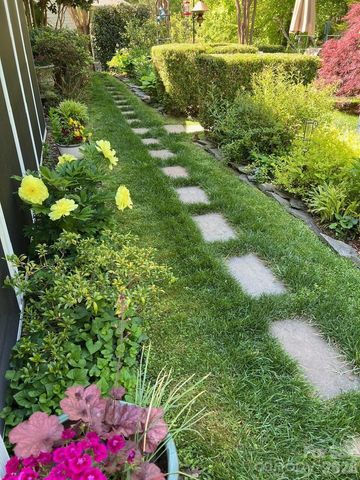 1104 Aringill Lane, Matthews, NC 28104