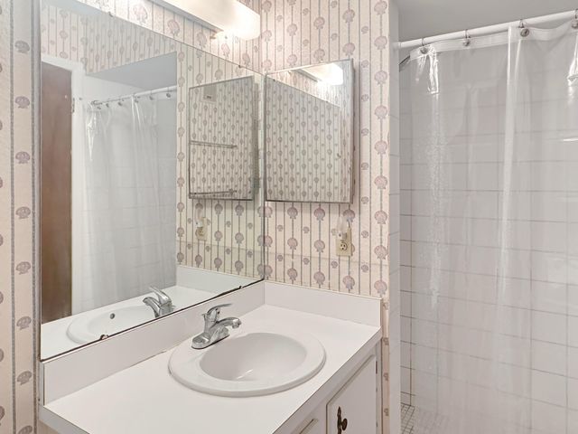 5717 Deer Run Drive 4a, Fort Pierce, FL 34951
