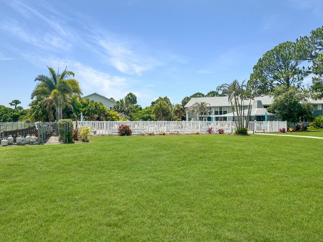 5717 Deer Run Drive 4a, Fort Pierce, FL 34951