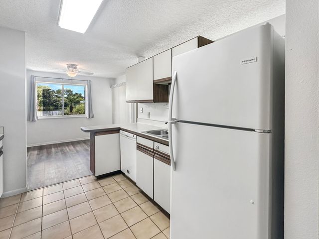 5717 Deer Run Drive 4a, Fort Pierce, FL 34951