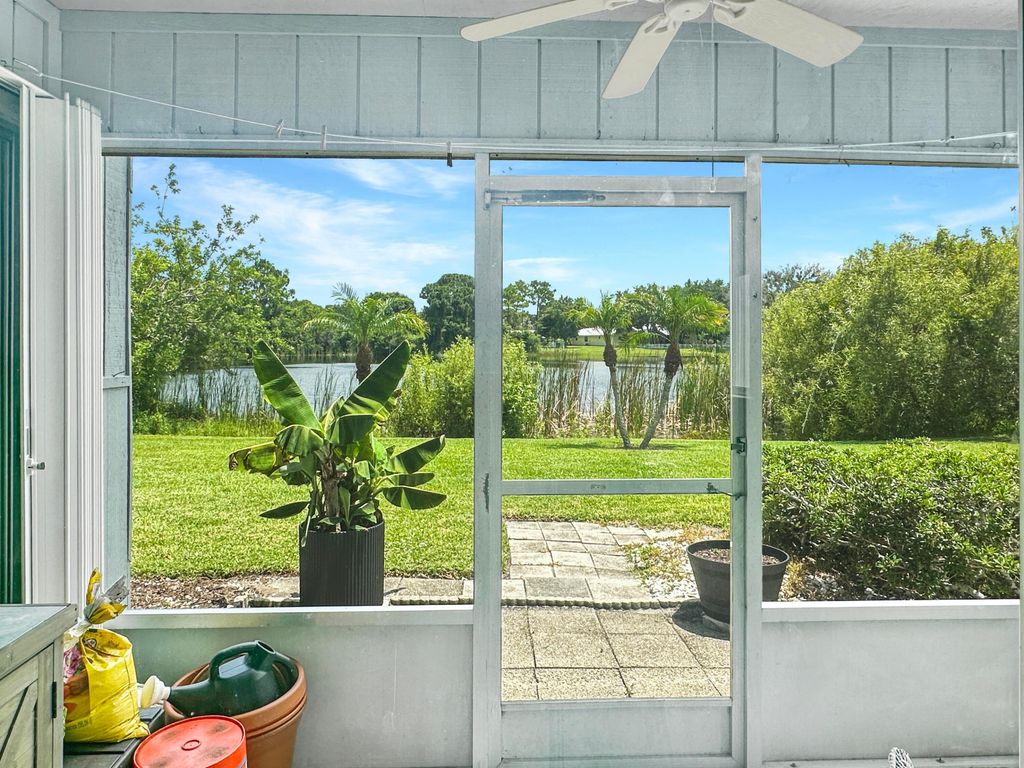 5717 Deer Run Drive 4a, Fort Pierce, FL 34951