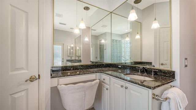 1367 THORNAPPLE DRIVE, Osprey, FL 34229