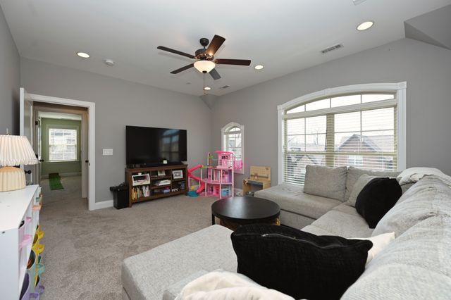 863 Bloomdale Trce, Hermitage, TN 37076