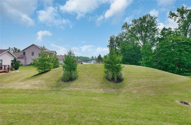 13861 Woodhawk Drive, Strongsville, OH 44136