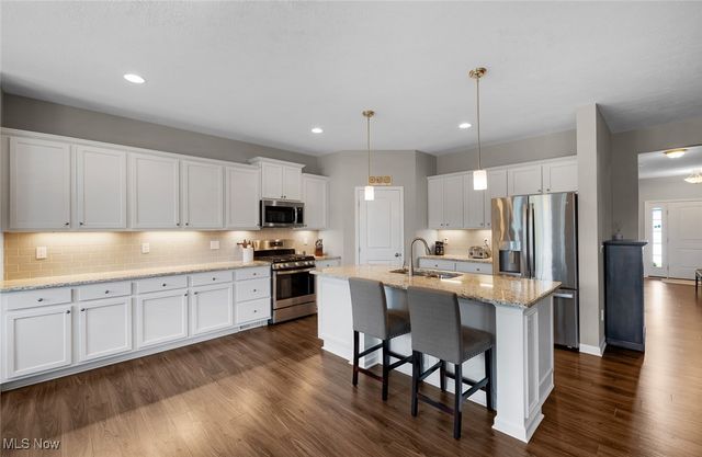 13861 Woodhawk Drive, Strongsville, OH 44136