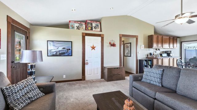 61829 County Road 7, Elkhart, IN 46517