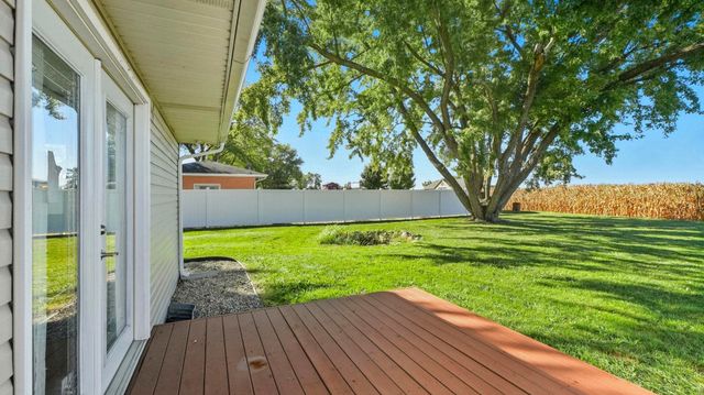 61829 County Road 7, Elkhart, IN 46517