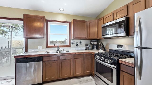 61829 County Road 7, Elkhart, IN 46517