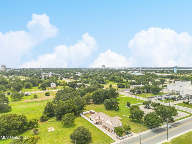 133 Myrtle Street, Biloxi, MS 39530
