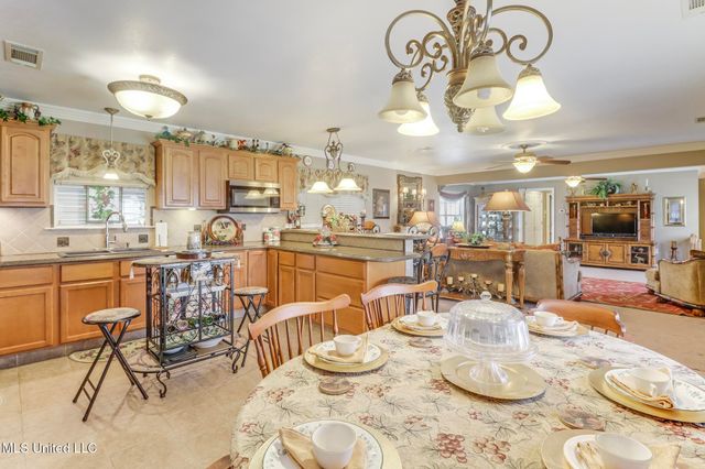 133 Myrtle Street, Biloxi, MS 39530