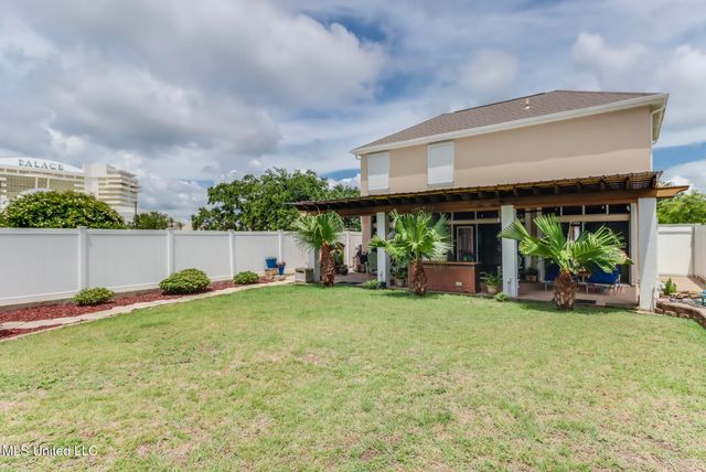 133 Myrtle Street, Biloxi, MS 39530