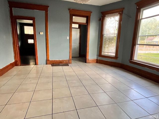 435 Washington Street, Logansport, IN 46947