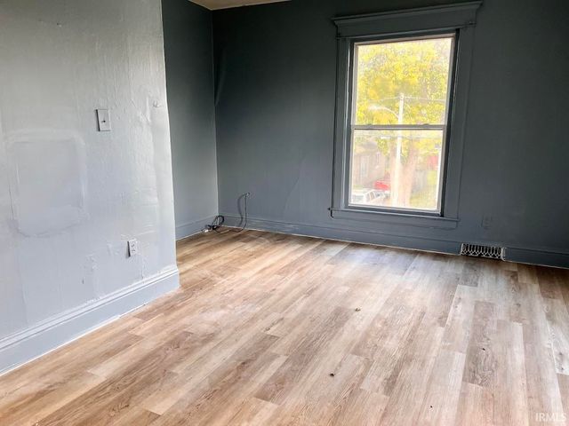 435 Washington Street, Logansport, IN 46947