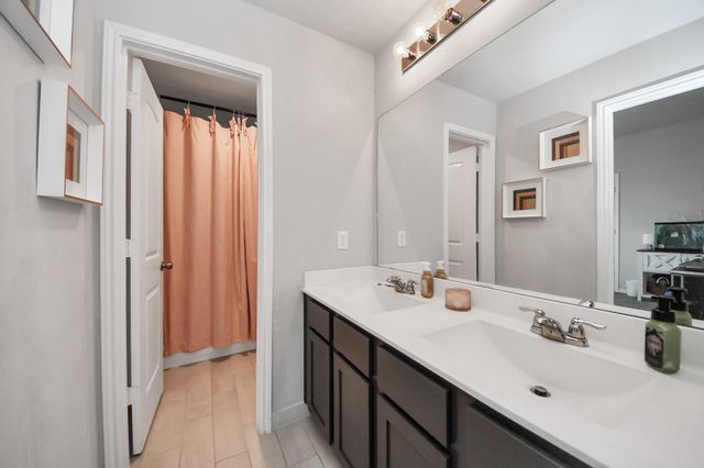 3 Avery Brook Court, Manvel, TX 77578