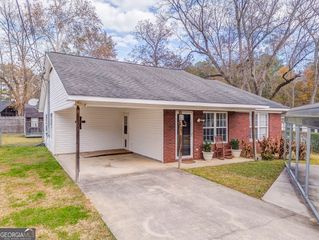 1 Green Acre Road NE, Rome, GA 30165