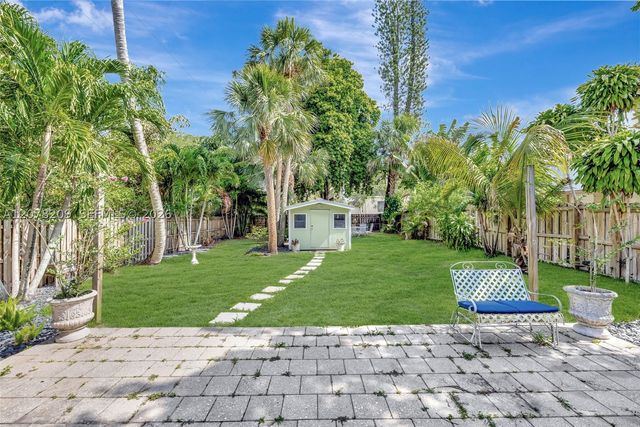 1031 SW 4th St, Fort Lauderdale, FL 33312