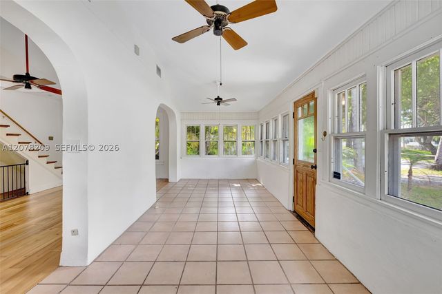 1031 SW 4th St, Fort Lauderdale, FL 33312